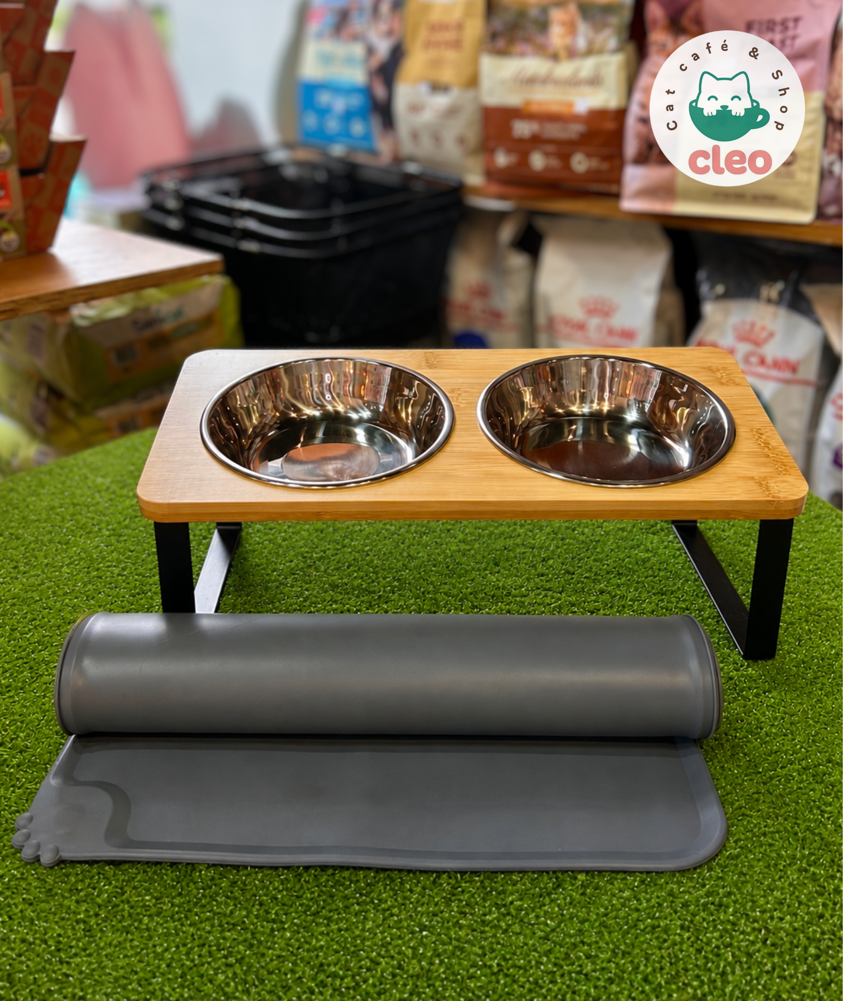 Comedero Doble Elevado con Platos de Acero Inoxidable y Tapete | Estación de Alimentación para Gatos